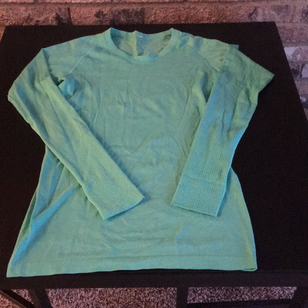 Lululemon swiftly tech long sleeve
